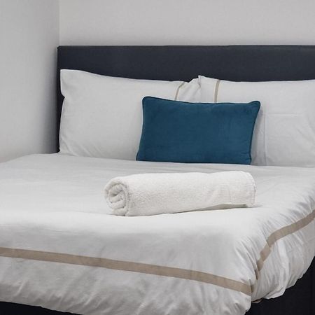 Brand New Collection Of Studios Close To Tube Station Лондон Екстериор снимка