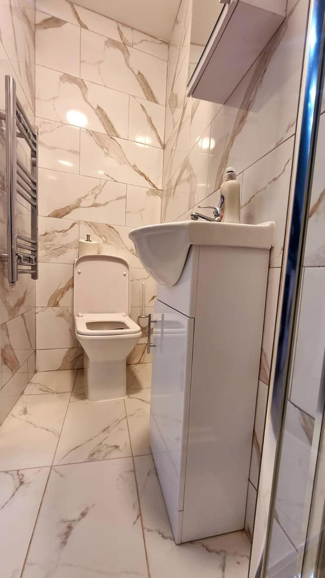 Brand New Collection Of Studios Close To Tube Station Лондон Екстериор снимка