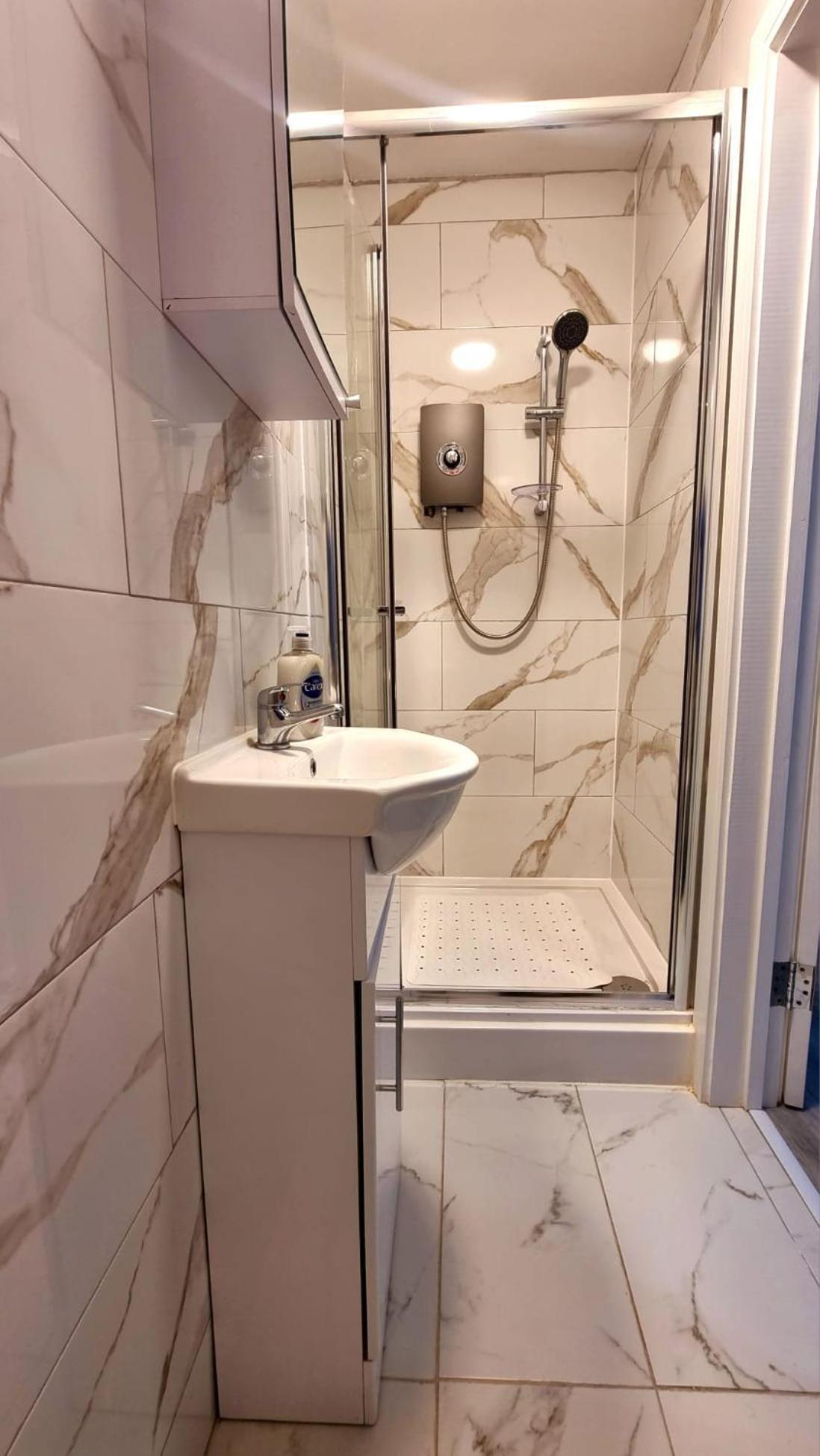 Brand New Collection Of Studios Close To Tube Station Лондон Екстериор снимка